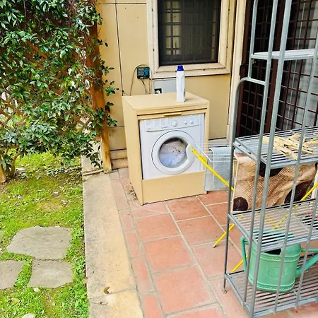 Apartment Monolocale Con Posto Auto E Grande Giardino *