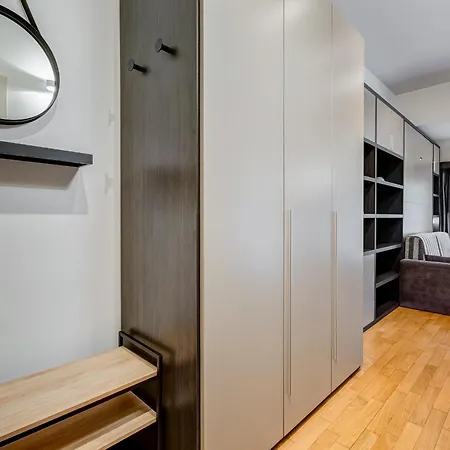 Apartment Monolocale Con Posto Auto E Grande Giardino Rom