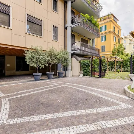 Monolocale Con Posto Auto E Grande Giardino Apartment Rom